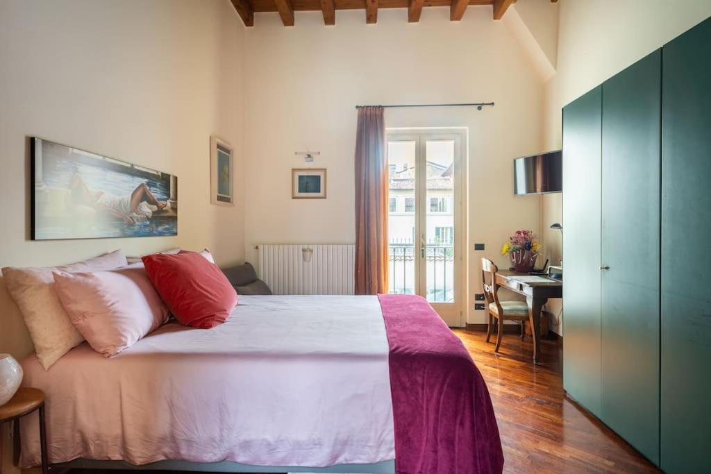 ברשה Duomo Apartment מראה חיצוני תמונה